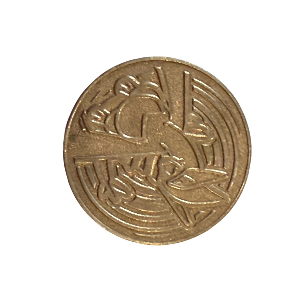 Pokemon Pikachu Gold Tone Metal Coin Collectible Token Nintendo CR GF Vintage‎